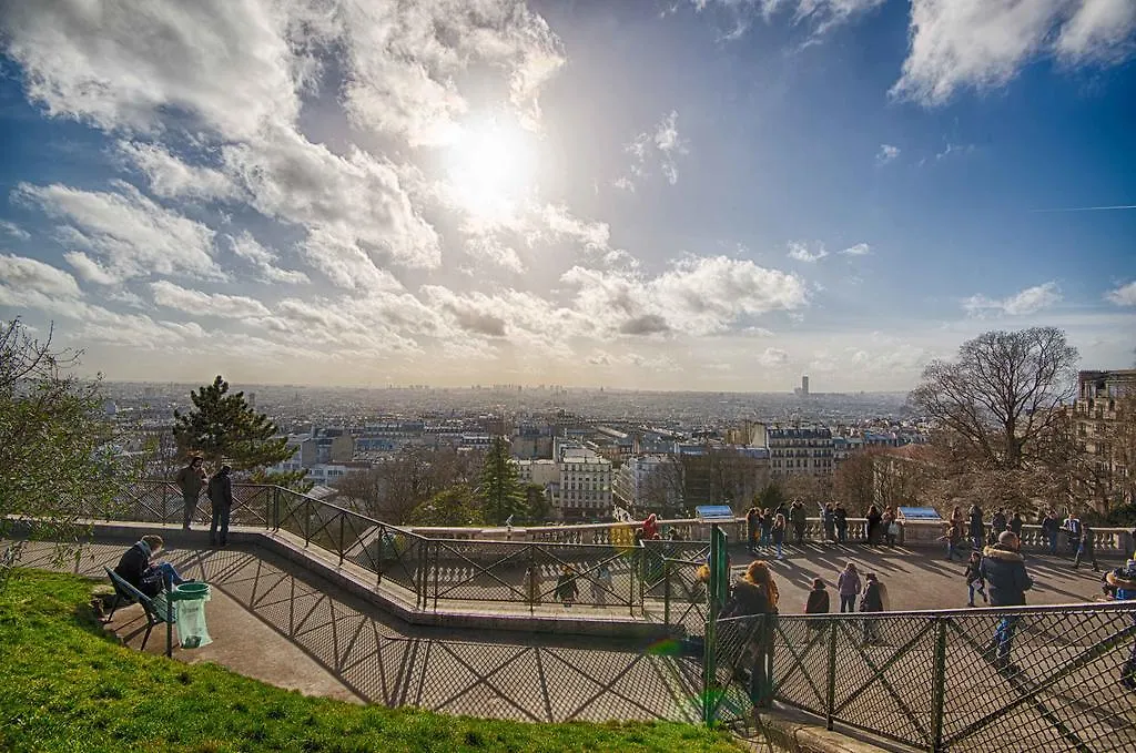 Paris *